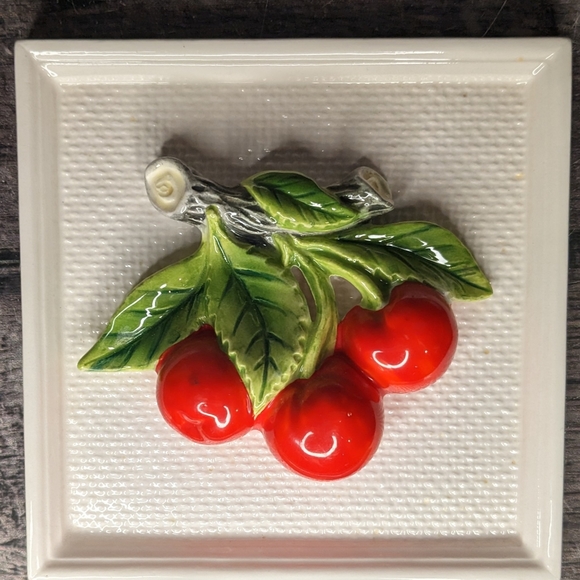 Pair of Midcentury Ceramic Fruit Plaques - Picture 2 of 5